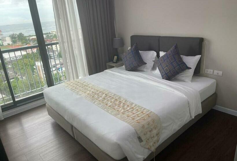 اتاق لوکس, Citiresort @sea Sriracha