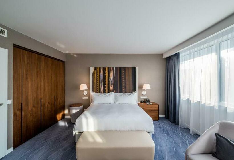 Camera Deluxe Letto King, Doubletree By Hilton Hotel Wroclaw