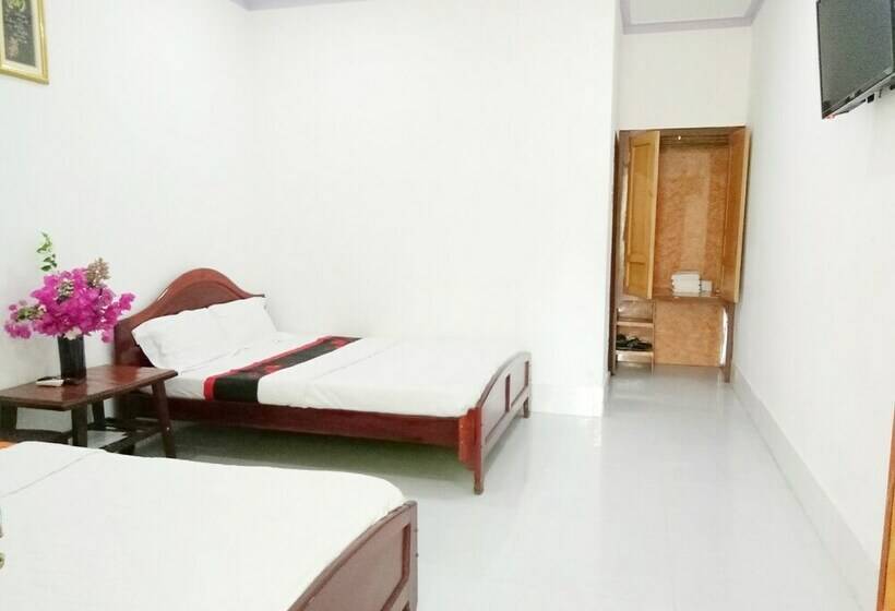اتاق استاندارد چهار تخته, Suoi Nuoc Resort