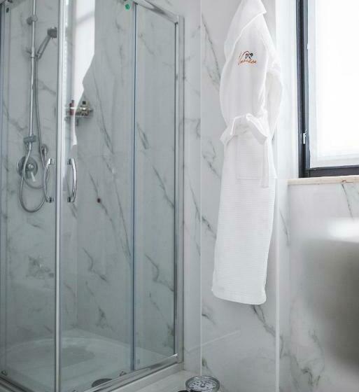 带露台的套间, Vmaison Hotel Messina