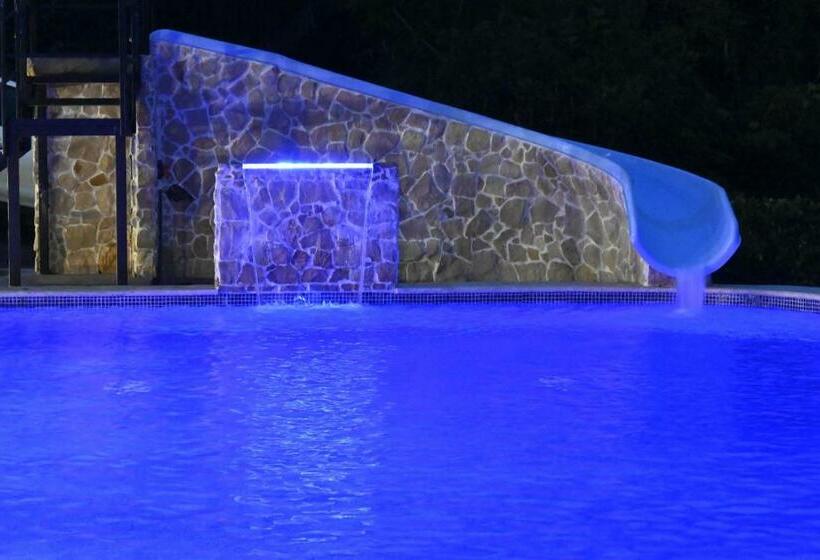 스위트 킹사이즈 침대, Las Lomas