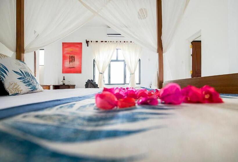 اتاق استاندارد با تخت بزرگ, Coconut Beach Boutique   Apasio Lodges