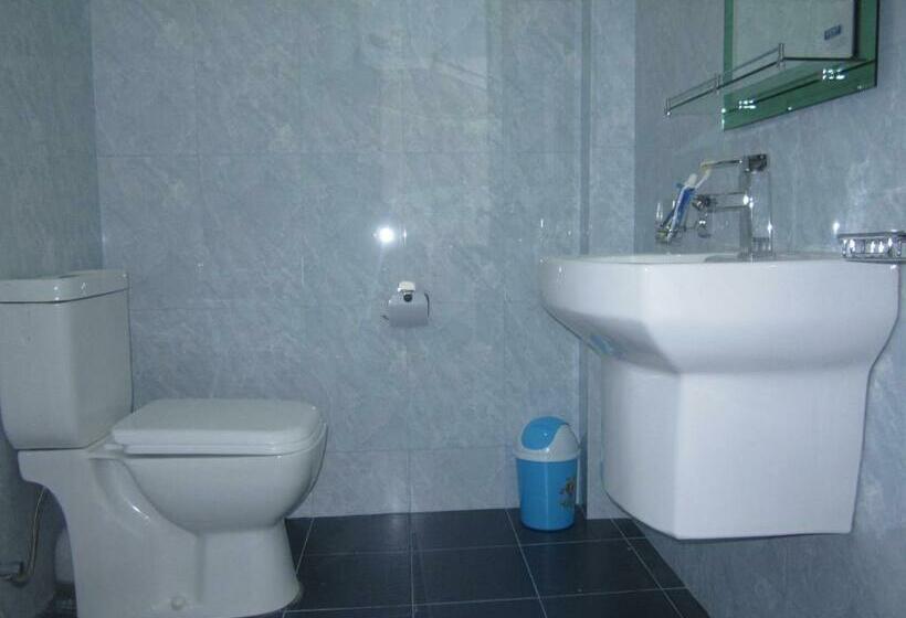 חדר דלוקס עם מרפסת נוף לים, White Surfing Beach Resort