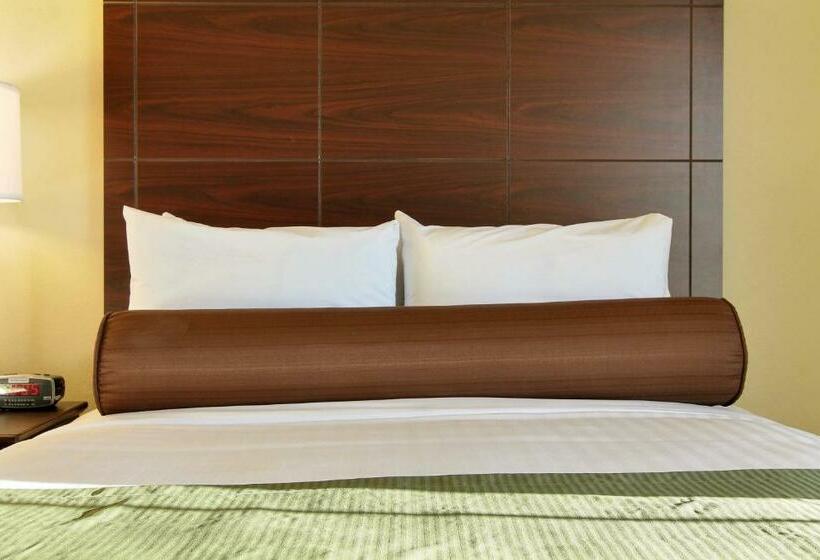 스위트, Cobblestone Hotel & Suites   Mccook