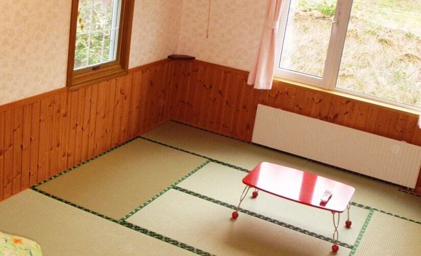 اتاق خانوادگی با سرویس بهداشتی مشترک, Pension Hoshi Ni Negaiwo