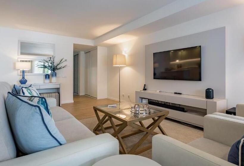 דירת שלושה חדרים, Quinta Do Lago Country Club