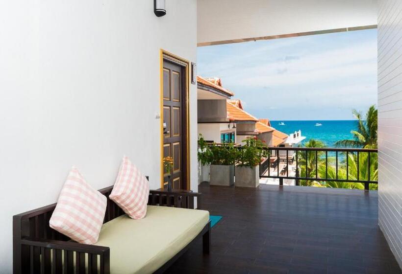 Семейный Номер, Simple Life Cliff View Resort