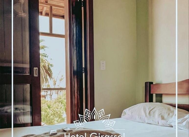 4인용 스탠다드 룸, Girassol