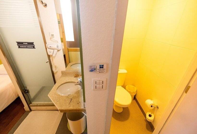 스탠다드 트리플 룸, Hus Hotel Maringa