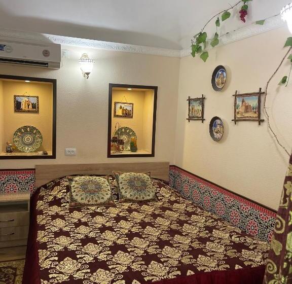 اتاق استاندارد, Khurjin