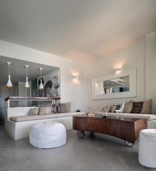 Люкс с Видом, West East Suites