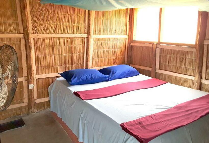 اتاق استاندارد با سرویس بهداشتی مشترک, Pariango Beach Motel
