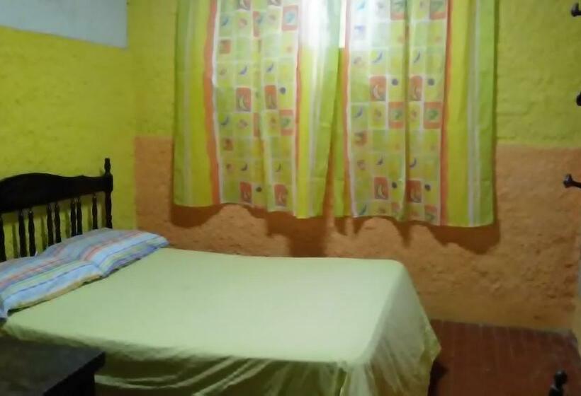 Номер Стандарт, Praieiro Hostel Albergue