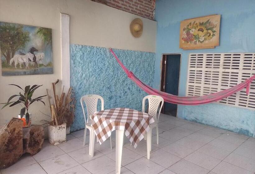 Номер Economy, Praieiro Hostel Albergue