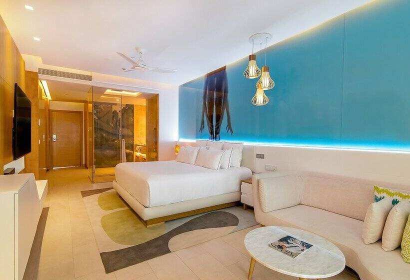 سوئیت جونیور با تخت بزرگ, Breathless Montego Bay