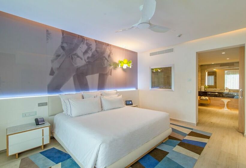 سوییت جونیور کلاب, Breathless Montego Bay