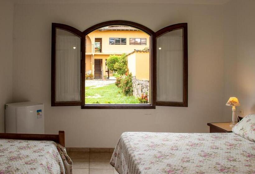 자쿠지 스위트, Pousada Casa Amarela