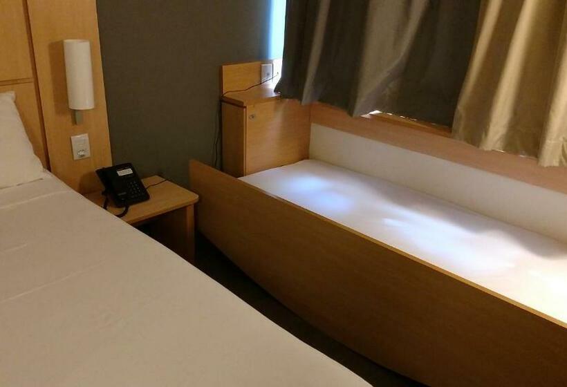 Номер Стандарт, Ibis Catalao