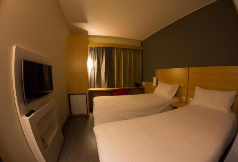 Номер Стандарт, Ibis Catalao
