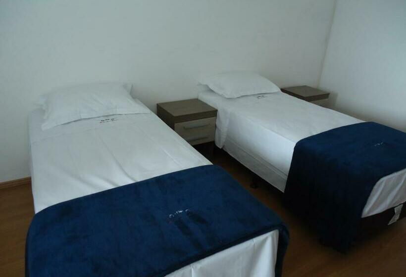 Quarto Estandar Individual, St. Daniel