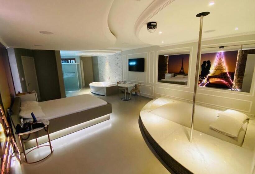 자쿠지 스위트, Motel Casa De Pedra