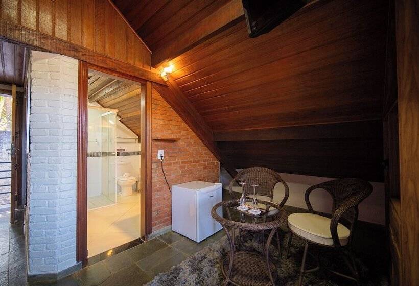 Quarto Estandar, Pousada Suiça Mineira Centro