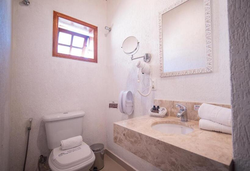 Quarto Deluxe com Hidromassagem, Pousada Suiça Mineira Centro
