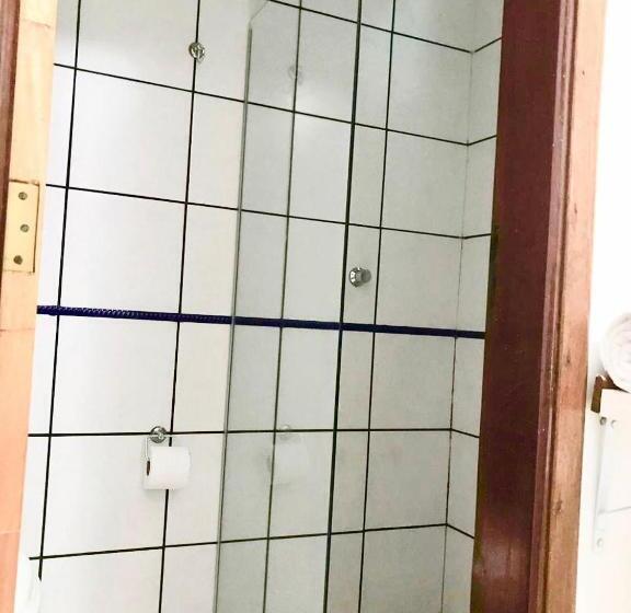 חדר אקונומי, Acapu