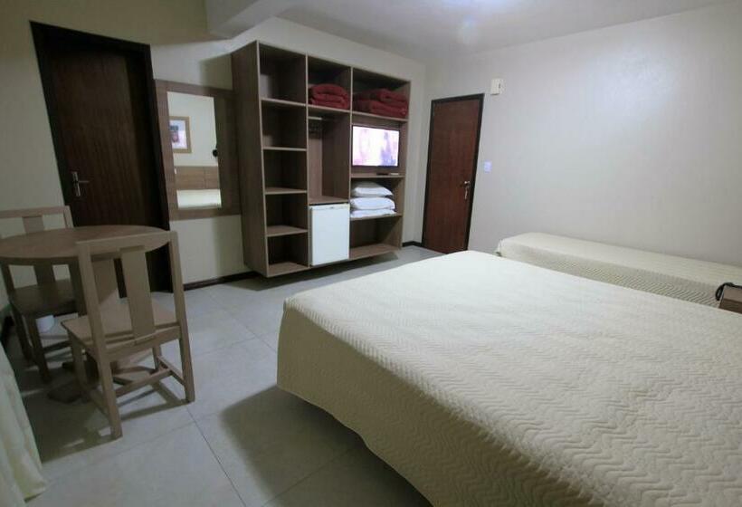 Quarto Triplo Estandar, Costa Dalpiaz