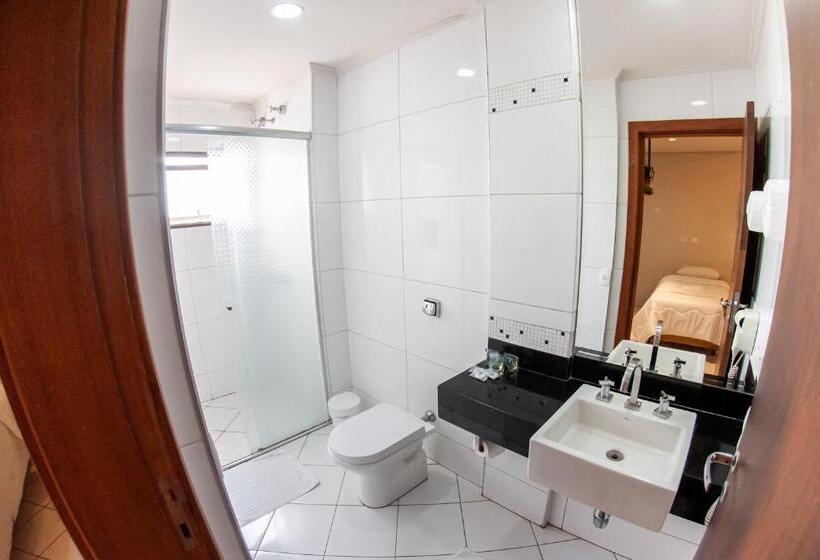 패밀리 스튜디오, London Hotel Londrina