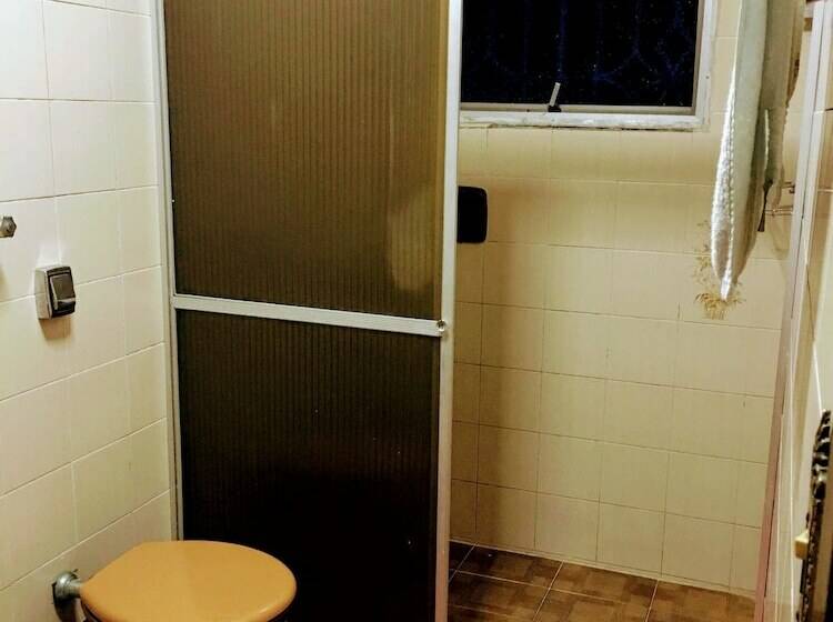 Cama em Quarto Compartilhado, Mammas S Hostel E Pousada
