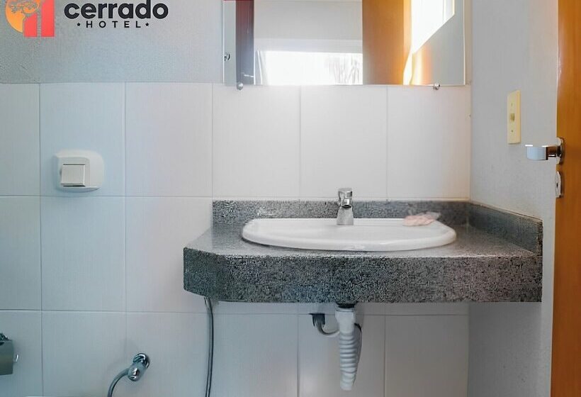 اتاق استاندارد سه نفره, Cerrado