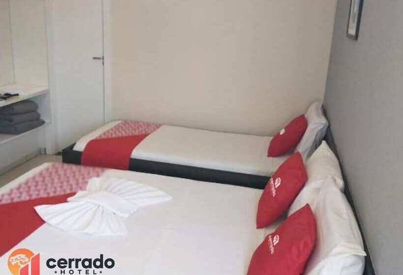 اتاق استاندارد سه نفره, Cerrado