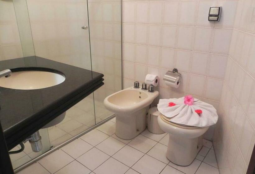 Четырехместный Номер Deluxe, Columbus