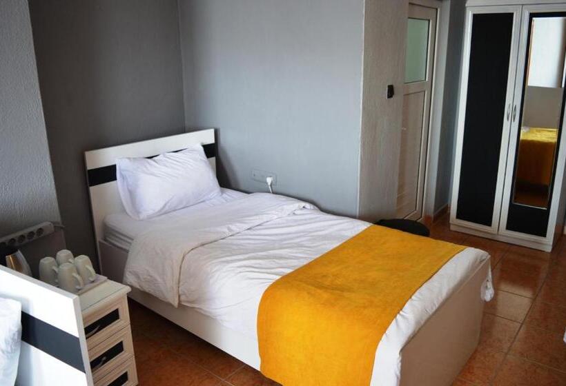 Четырехместный Номер Стандарт, Hostel Terra Vista