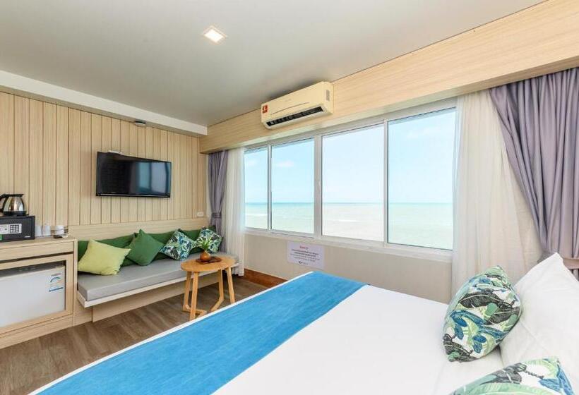اتاق سوپریور با چشم‌انداز دریا, Maldives Beach Resort