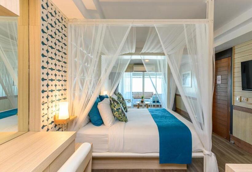 اتاق سوپریور با چشم‌انداز دریا و بالکن, Maldives Beach Resort