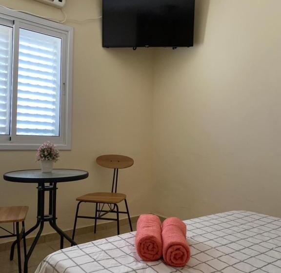 침실 1개 주택, Zimmer Dora