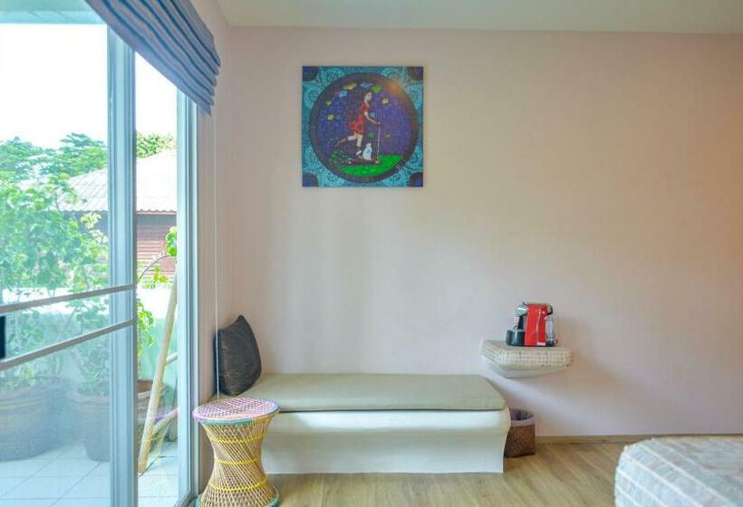 Номер Deluxe с Террасой, Le Divine Comedie Beach Resort