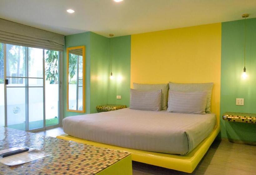 Бунгало Стандарт, Le Divine Comedie Beach Resort