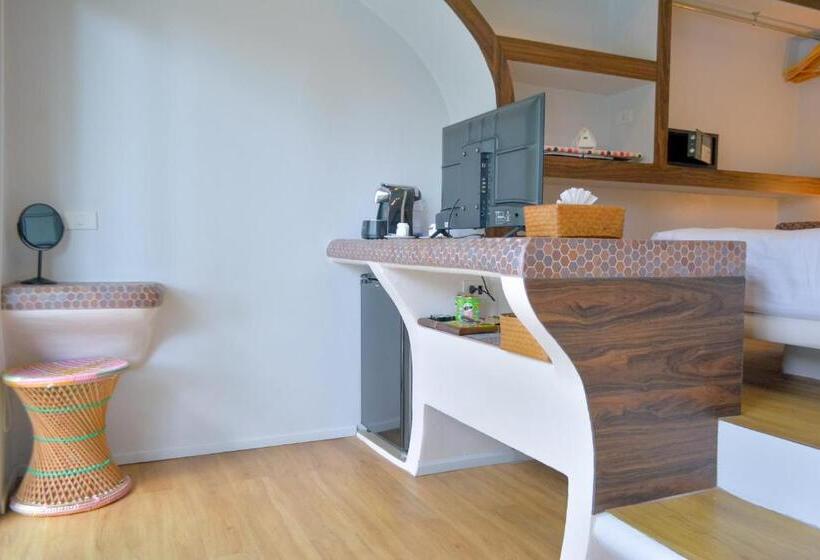 Номер Superior с Террасой, Le Divine Comedie Beach Resort
