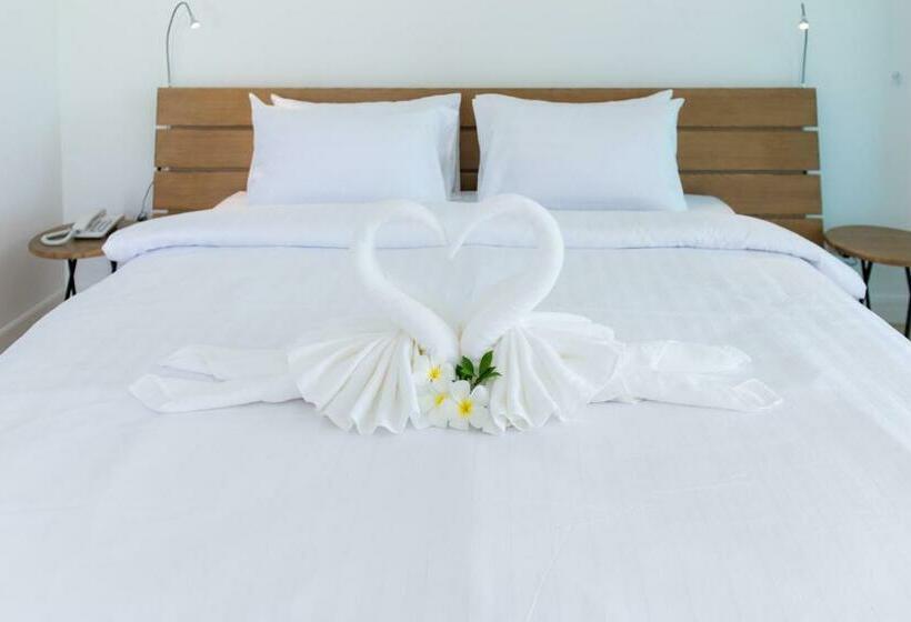 Люкс Вид на Бассейн, Seanery Beach Resort