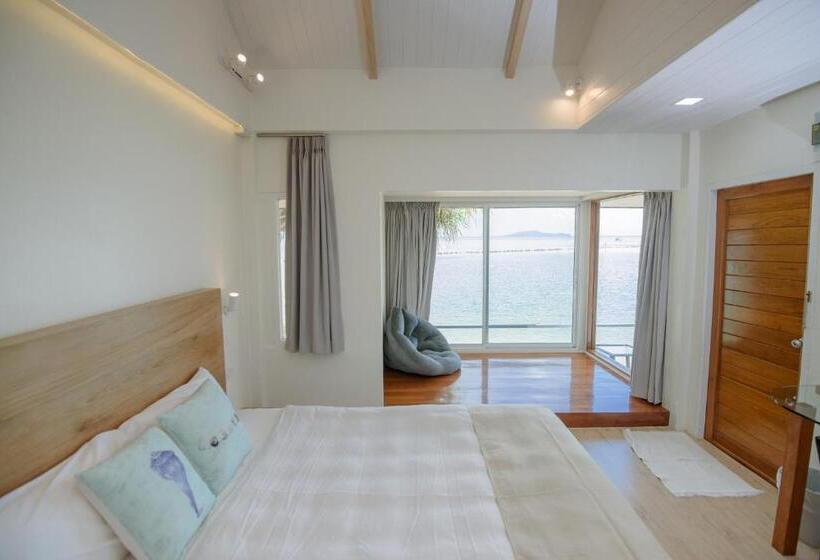 اتاق استاندارد با چشم‌انداز دریا, Seashell Village Resort