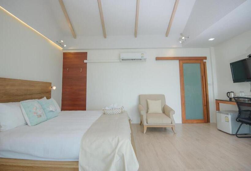 اتاق لوکس با چشم‌انداز دریا, Seashell Village Resort