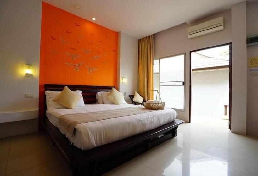 اتاق لوکس با چشم‌انداز دریا, Seashell Village Resort