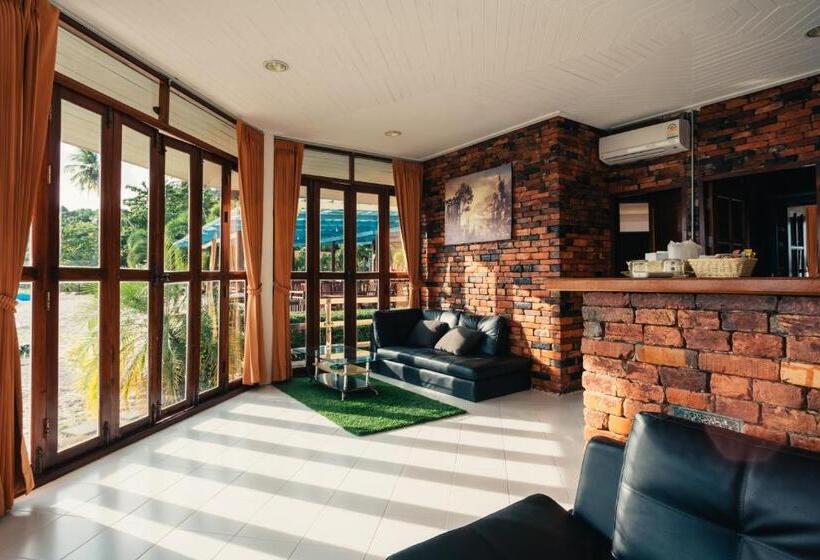 Люкс Вид на Море, Adang Island Resort