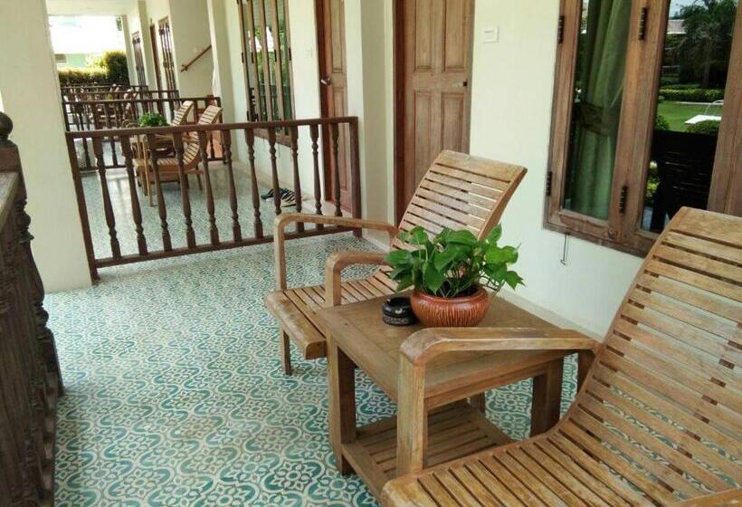 Трехместный Номер Deluxe, Scent Of Sukhothai Resort