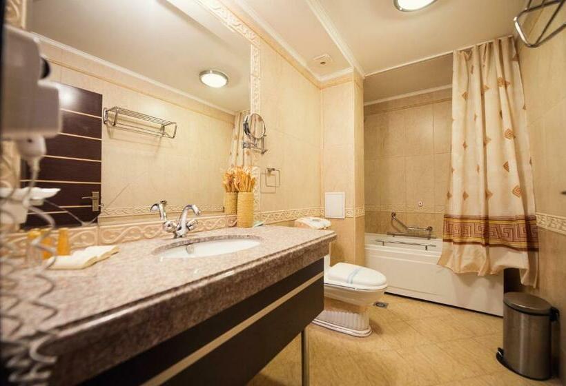 디럭스 룸, Grand Hotel Hebar