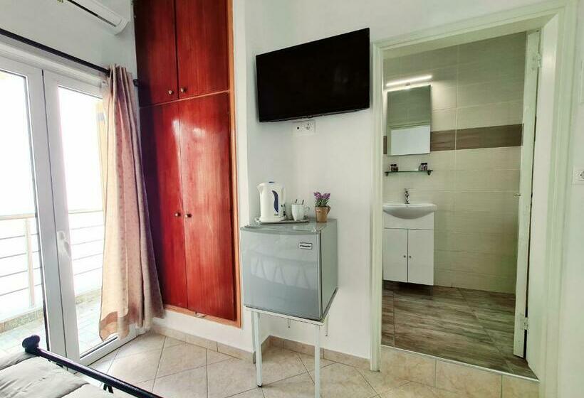 标准间, Avra Rooms