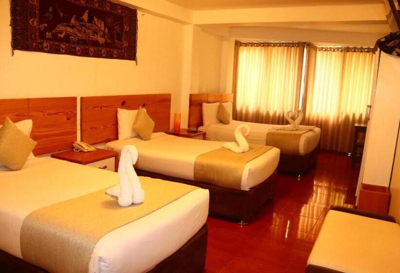 Семейный Номер Вид на Горы, Fenix Hotel Machupicchu